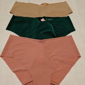 🆕 Victoria's Secret No Show Hip Hugger